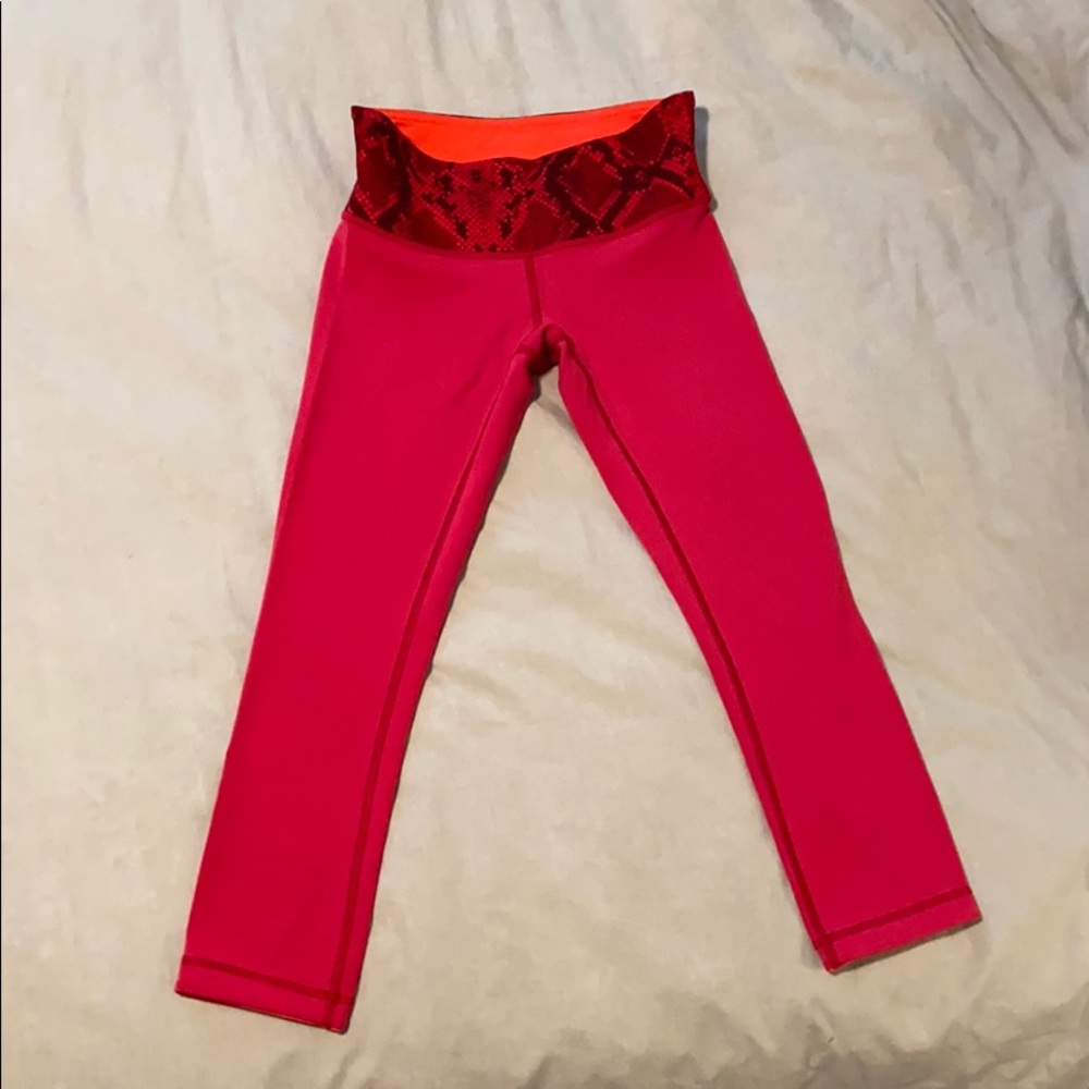 Lululemon Wunder Unders Size 4 Like New! - image 1